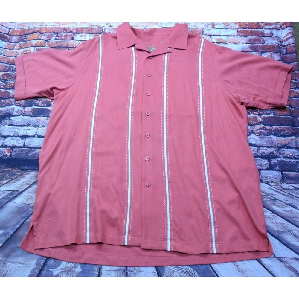 Caribbean Men's 2XT Short Sleeve Button-Down Shirt Pineapple Embroidery Silk & C